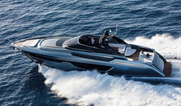 The New Riva 76’ Bahamas