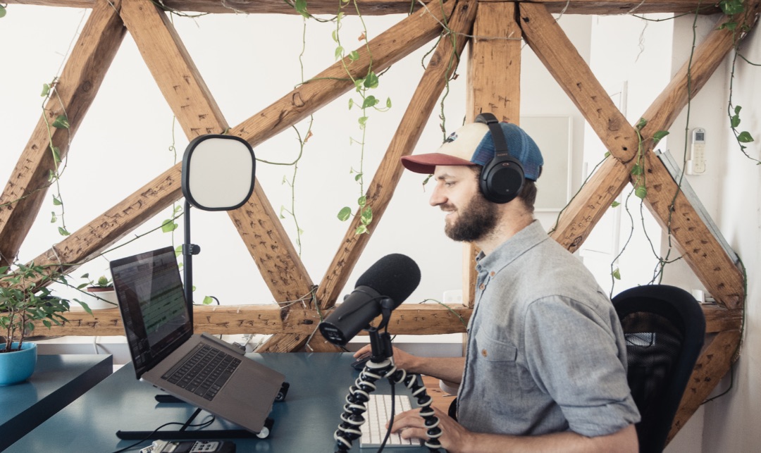 3 Factors that Actually Make You Want to Listen to a Business Podcast
