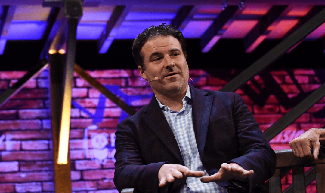 Sports Business Reporter Darren Rovell on Betting and Memorabilia Collection